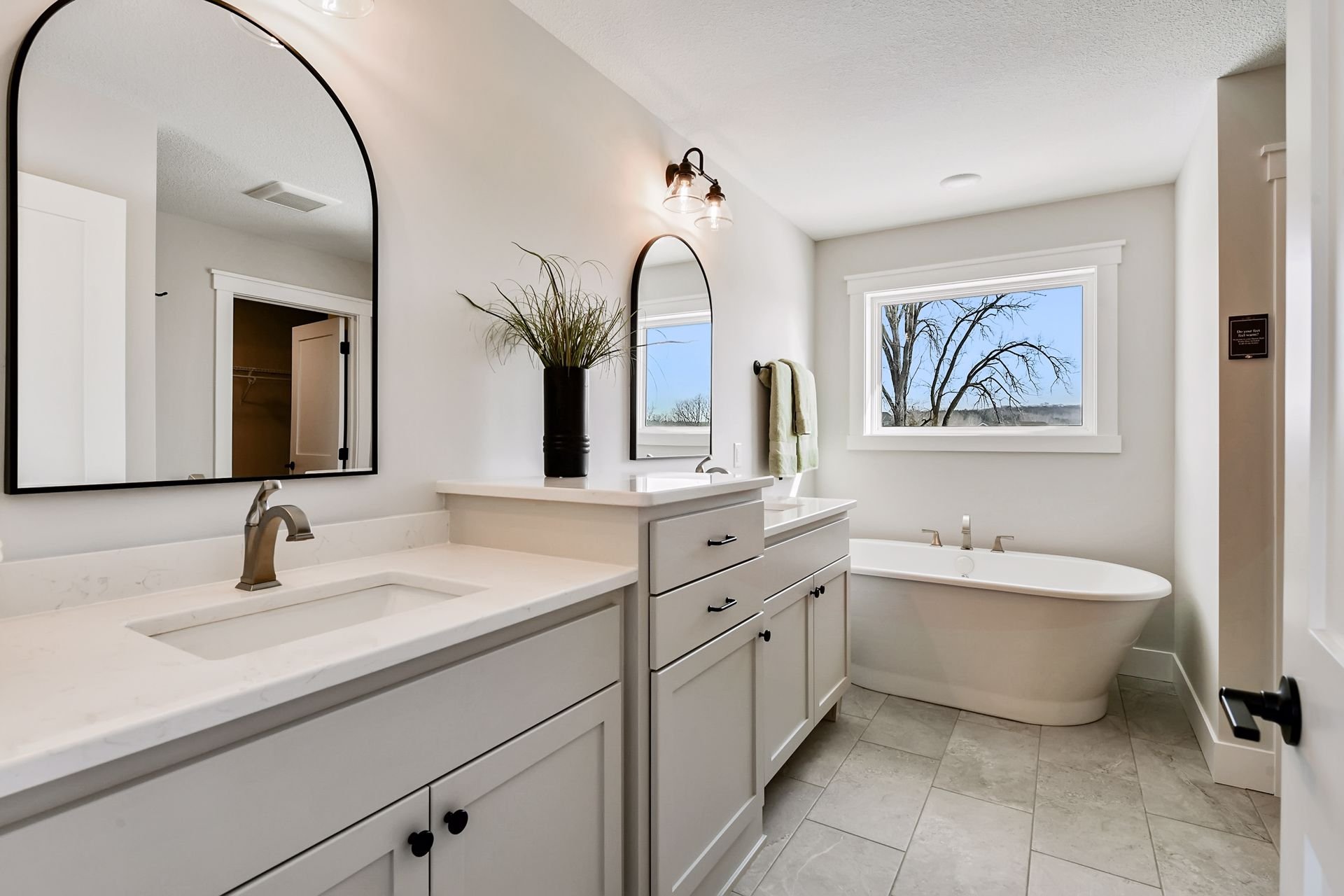 Owners Bath 7